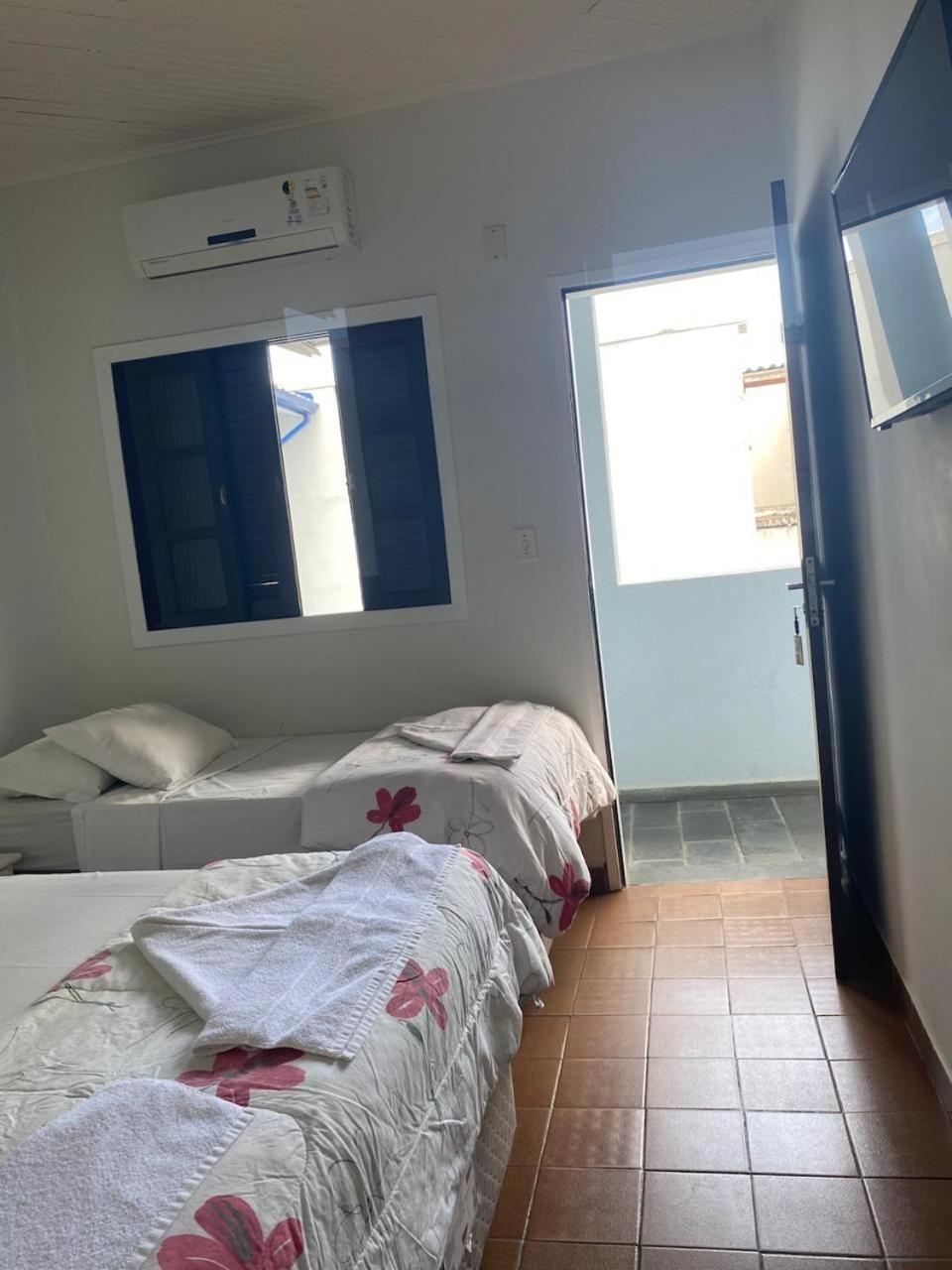 Hotel Pousada Garoupas Sao Sebastiao  Kültér fotó
